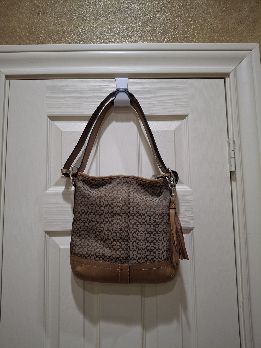 Coach Signature Convertable Shoulder/ Crossbody Bag in Brown